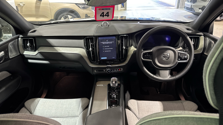 Volvo XC60 2.0 T8 [455] RC PHEV Ultimate Dark 5dr AWD Gtron Estate